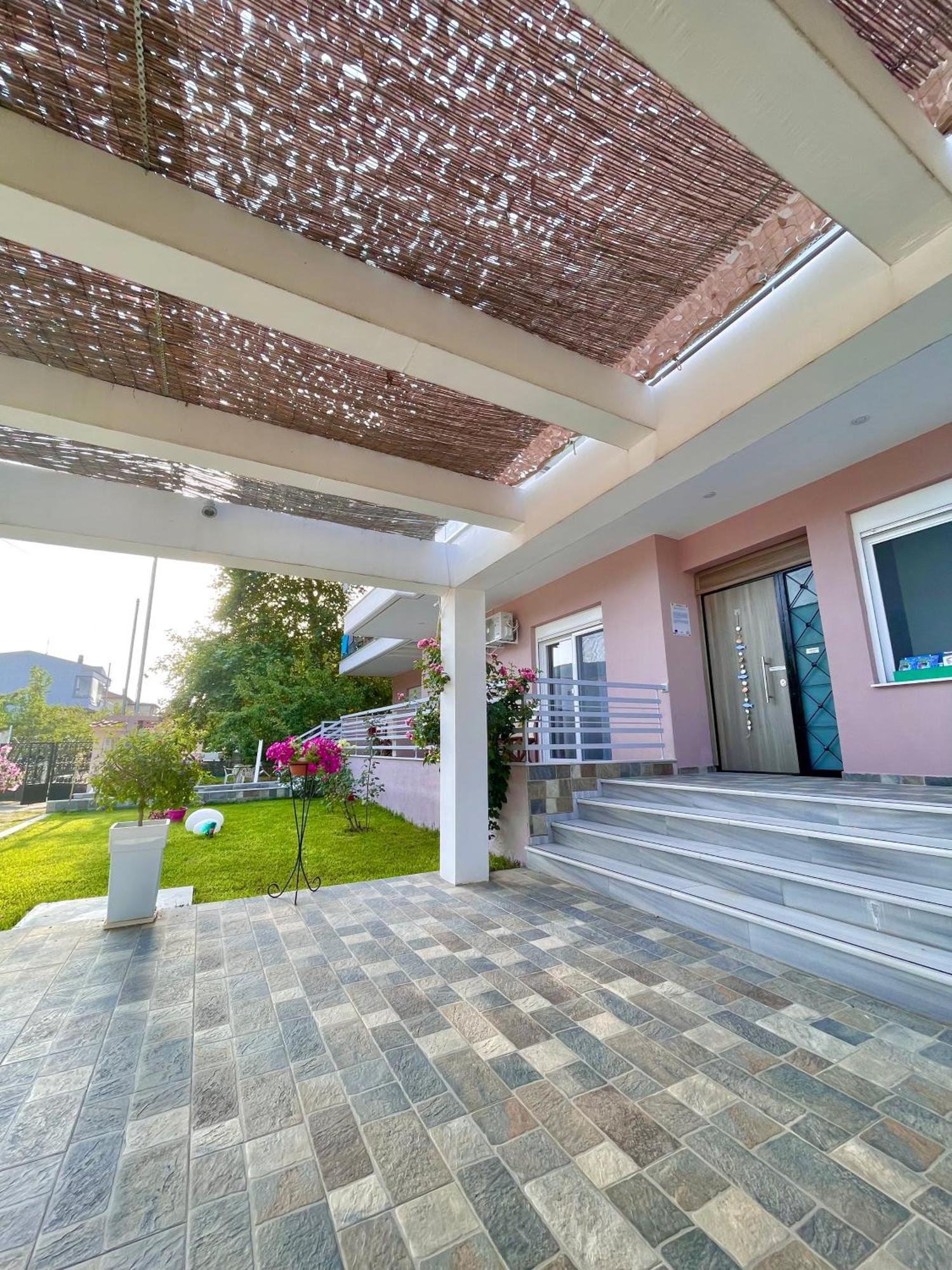 Nigdeli Studios สตาวรอส ภายนอก รูปภาพ